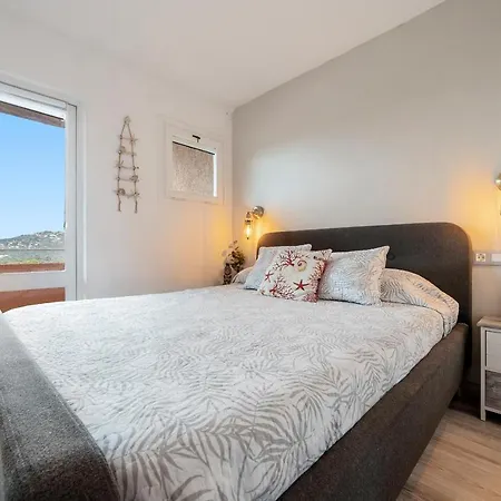 Hauzify I Casa Maragda